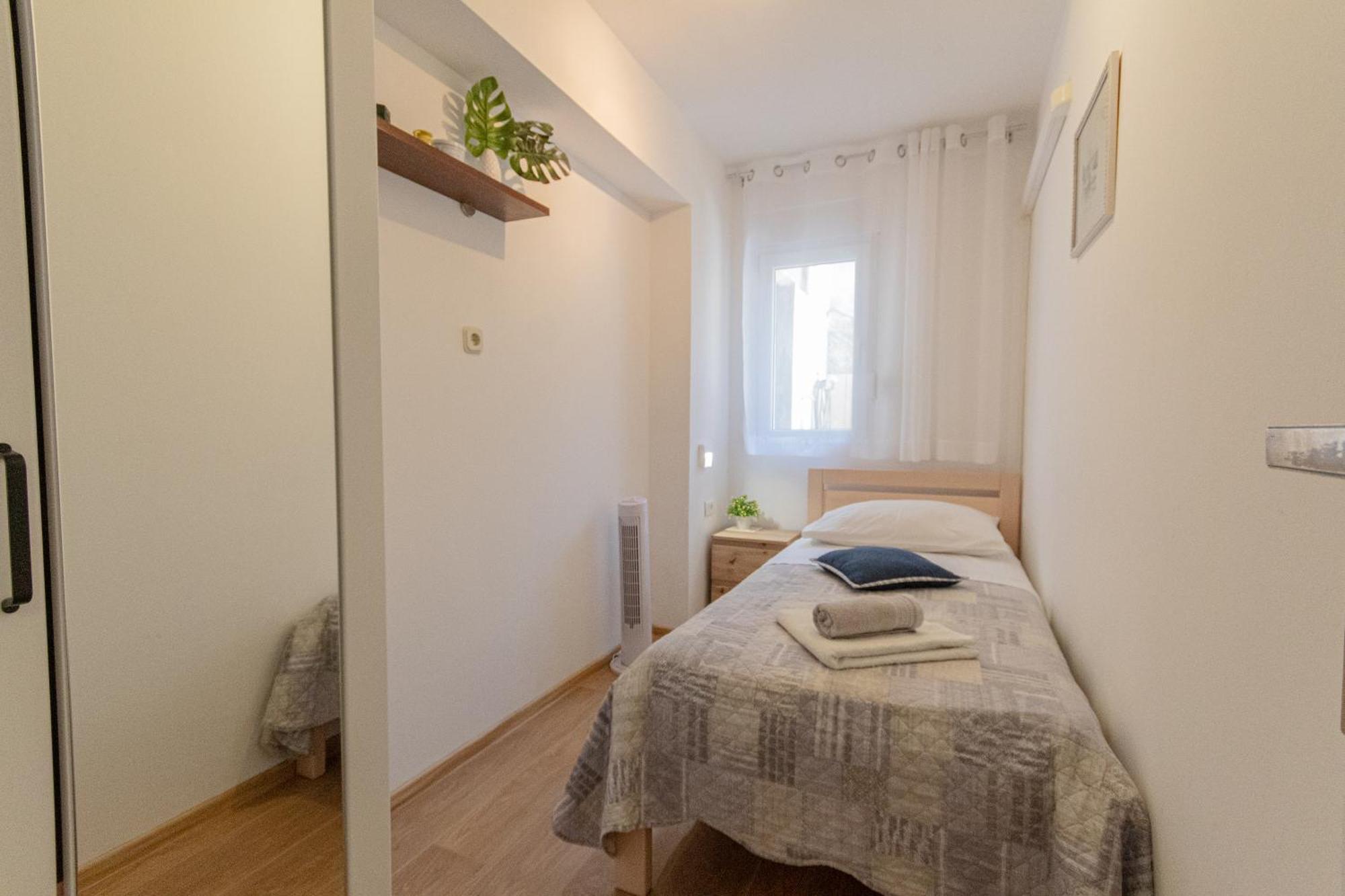 Marjan Hill 3-Br Apt,5 Guests Private Garden Near Beach Split Exterior foto