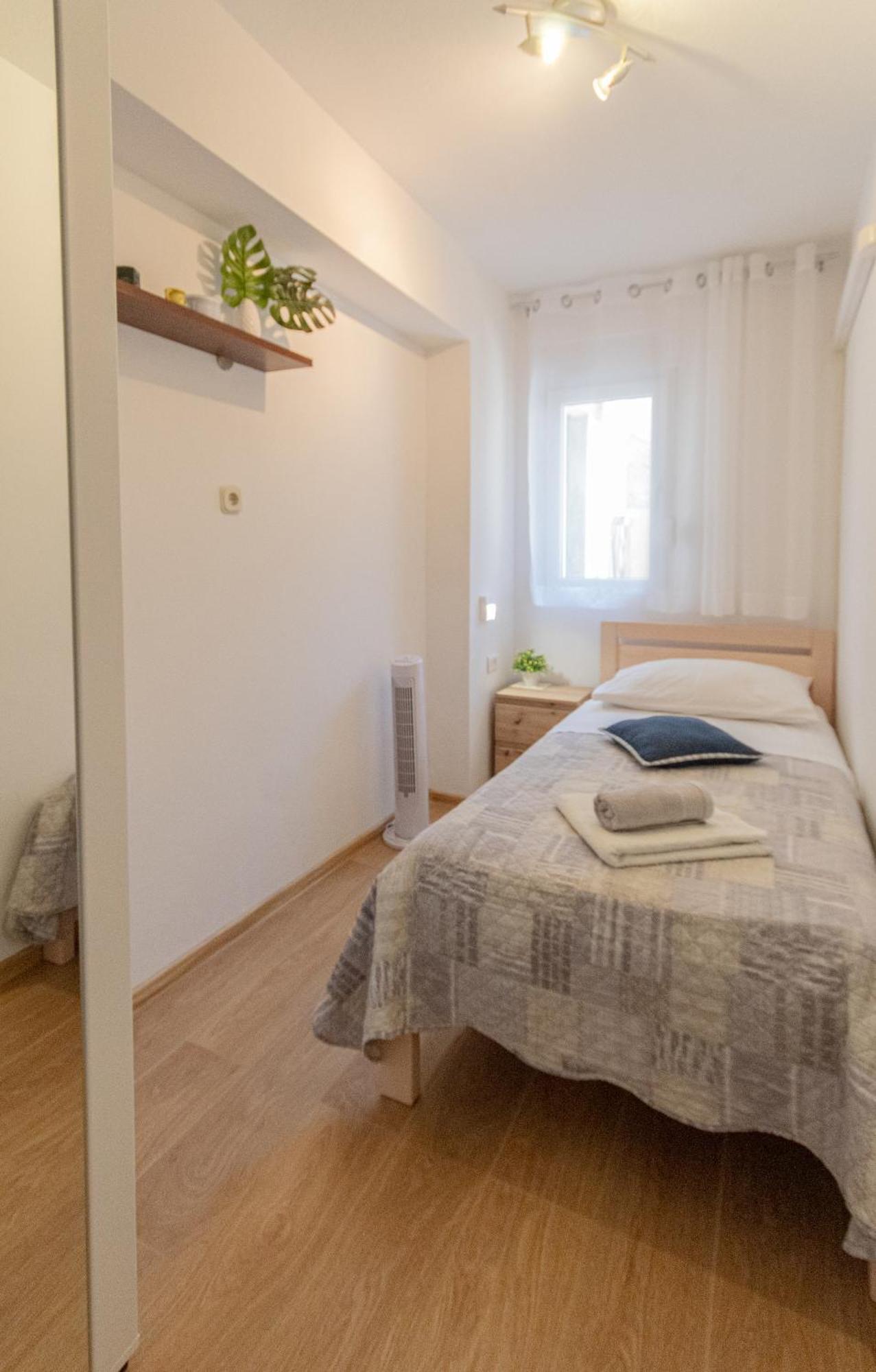 Marjan Hill 3-Br Apt,5 Guests Private Garden Near Beach Split Exterior foto